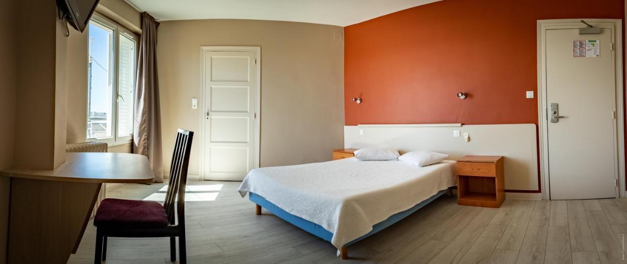 Hotel De La Gare Chateauroux Exterior photo